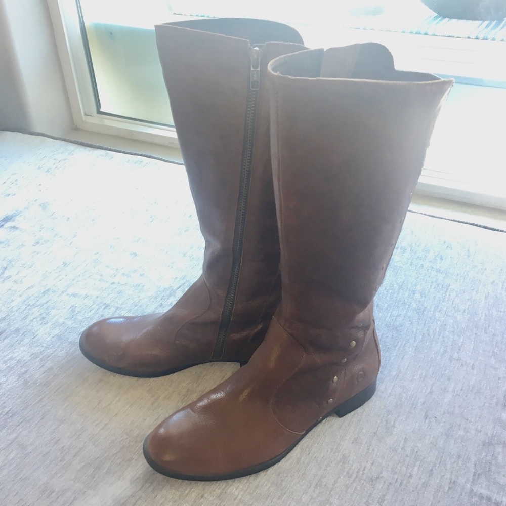 Born Leather Boots tan brown